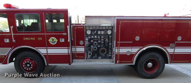 image for item GC9773 1986 Pierce 6V92T  pumper fire truck