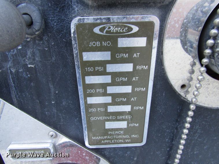 image for item GC9773 1986 Pierce 6V92T  pumper fire truck