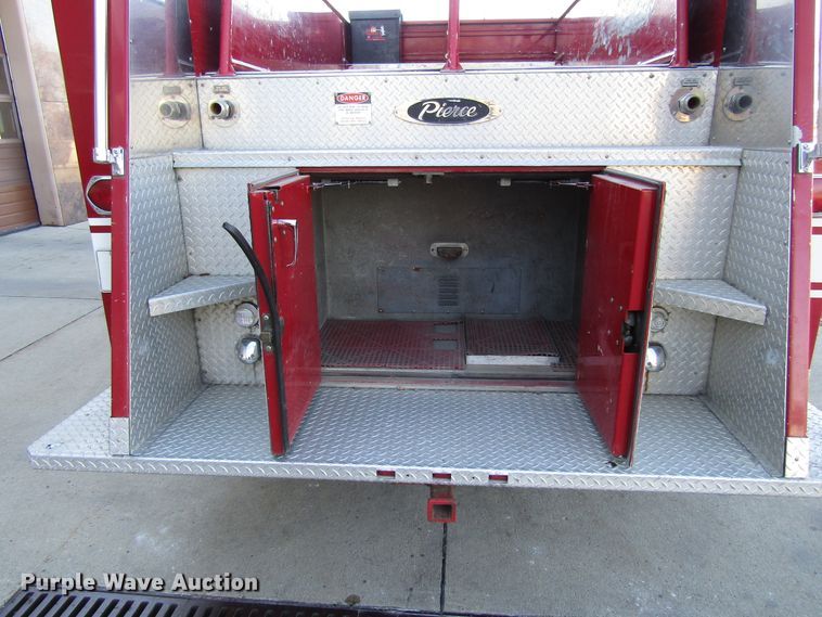 image for item GC9773 1986 Pierce 6V92T  pumper fire truck