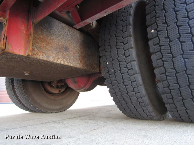 image for item GC9773 1986 Pierce 6V92T  pumper fire truck