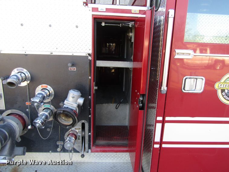 image for item GC9773 1986 Pierce 6V92T  pumper fire truck