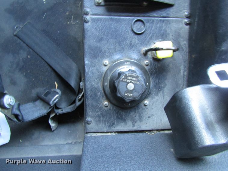 image for item GC9773 1986 Pierce 6V92T  pumper fire truck