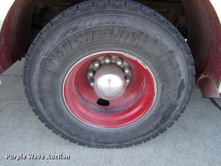 image for item GC9773 1986 Pierce 6V92T  pumper fire truck