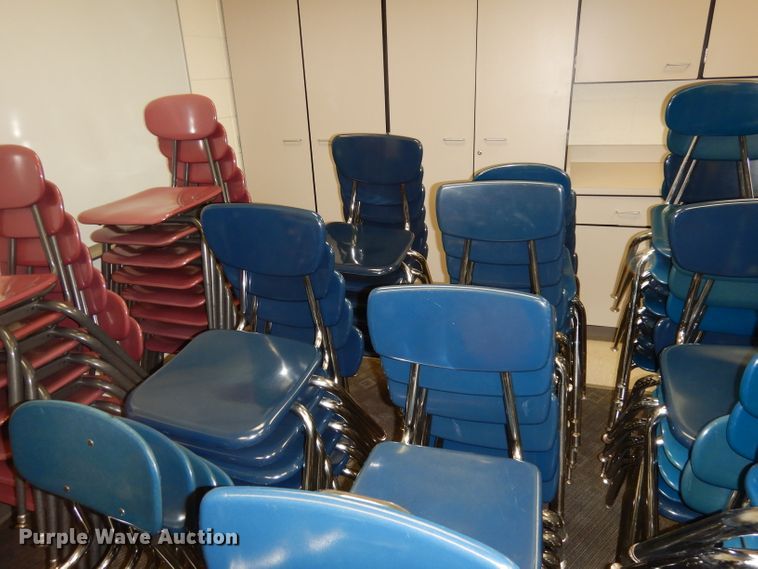 image for item GJ9735 Approximately 175 chairs