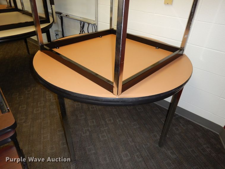image for item GJ9738 (7) tables
