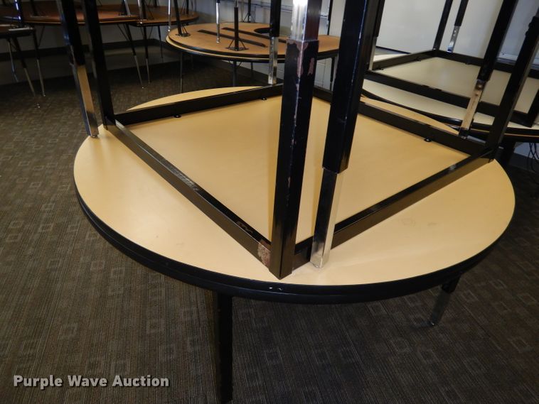 image for item GJ9739 (8) round tables