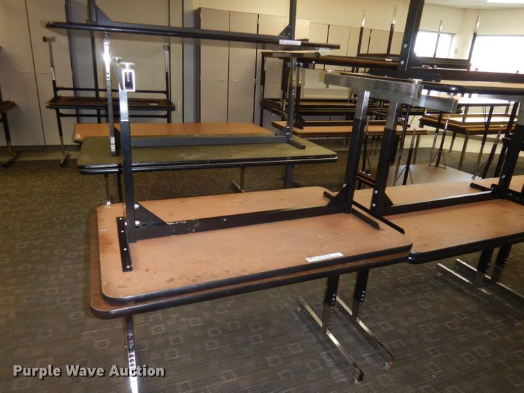 image for item GJ9743 (8) tables