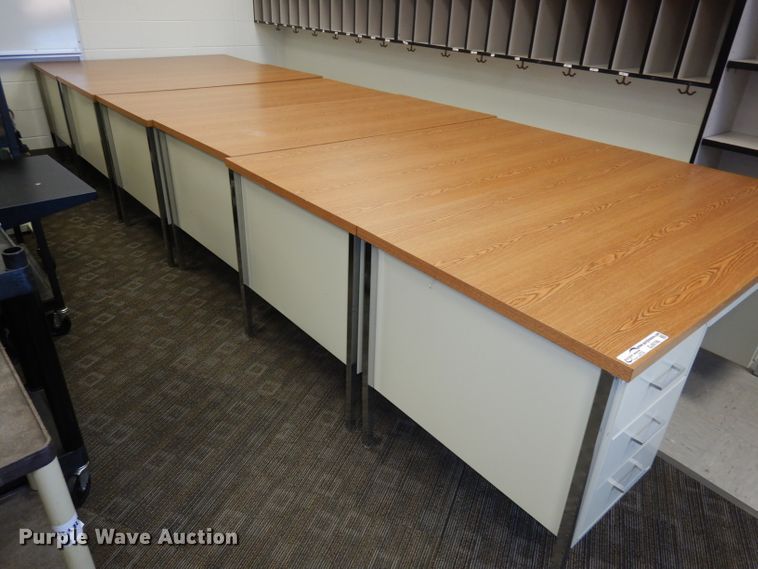 image for item GJ9746 (6) desks