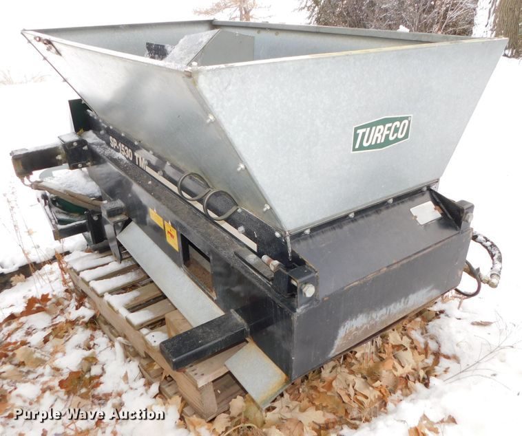 image for item GQ9923 2002 Turco SP-1530TM top dresser spreader