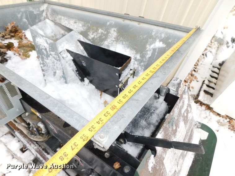 image for item GQ9923 2002 Turco SP-1530TM top dresser spreader