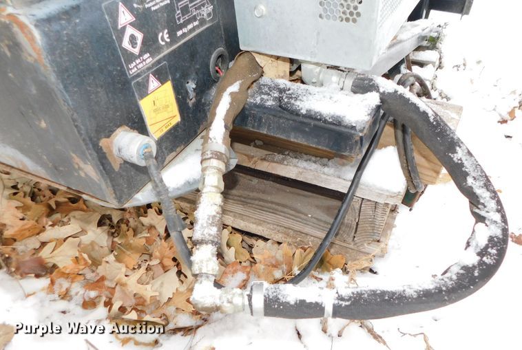 image for item GQ9923 2002 Turco SP-1530TM top dresser spreader