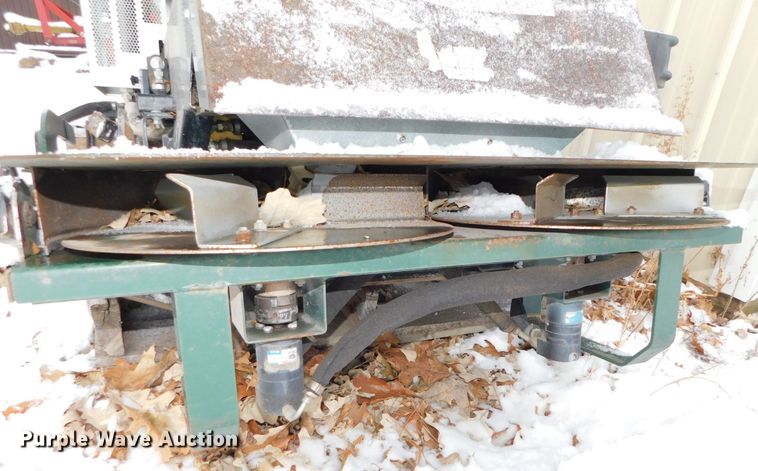 image for item GQ9923 2002 Turco SP-1530TM top dresser spreader