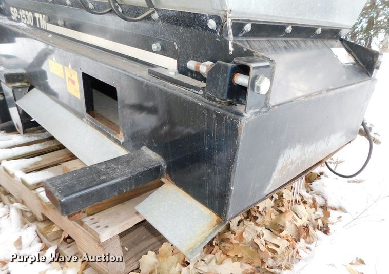 image for item GQ9923 2002 Turco SP-1530TM top dresser spreader