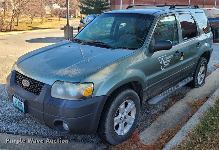 image for item HM9754 2006 Ford Escape SUV