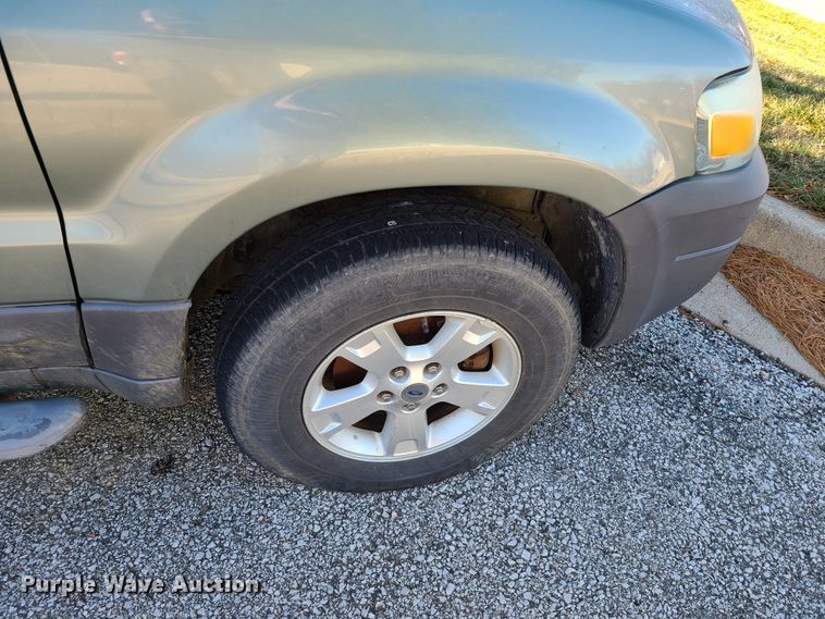 image for item HM9754 2006 Ford Escape SUV