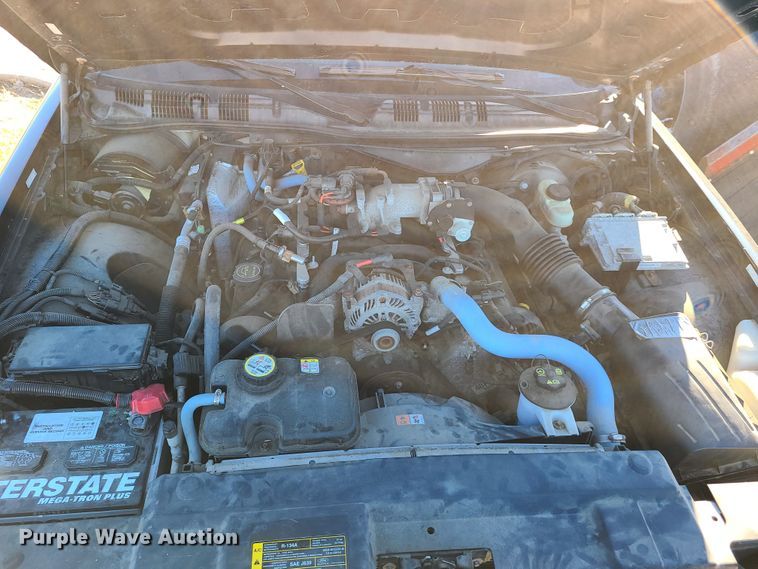 image for item HM9836 2006 Ford Crown Victoria Police Interceptor