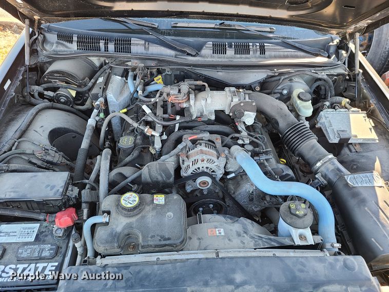 image for item HM9836 2006 Ford Crown Victoria Police Interceptor