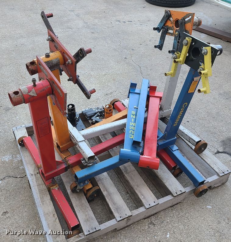 image for item HM9837 (6) engine stands