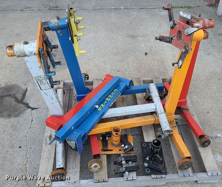 image for item HM9837 (6) engine stands