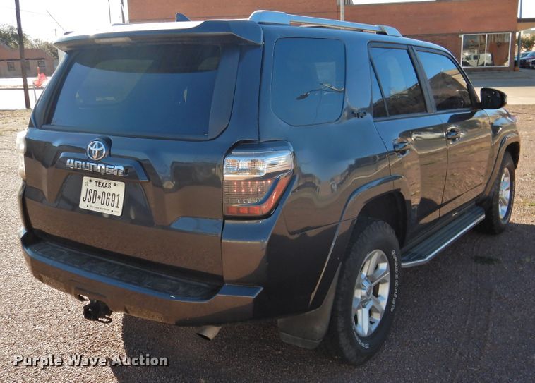 image for item HO9965 2016 Toyota 4Runner  SUV