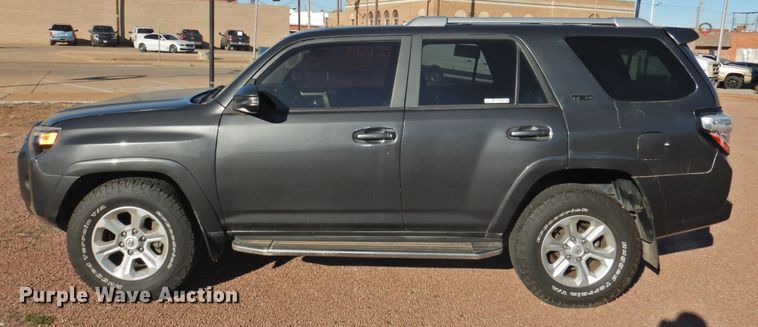 image for item HO9965 2016 Toyota 4Runner  SUV