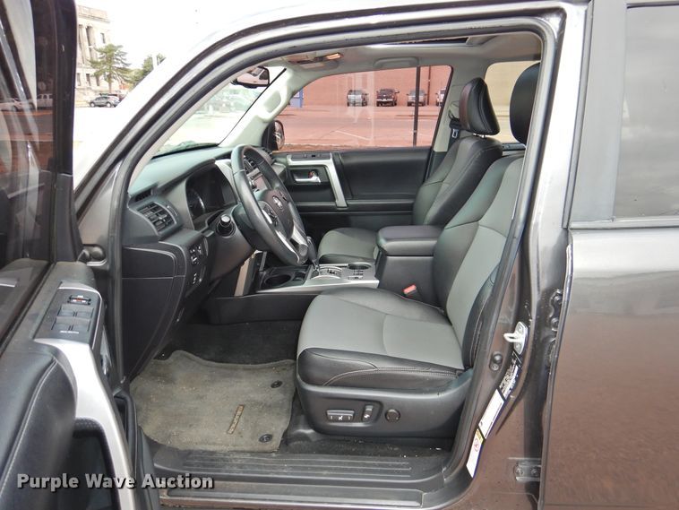 image for item HO9965 2016 Toyota 4Runner  SUV