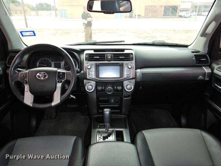 image for item HO9965 2016 Toyota 4Runner  SUV