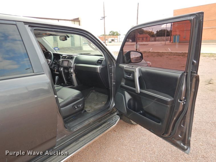 image for item HO9965 2016 Toyota 4Runner  SUV