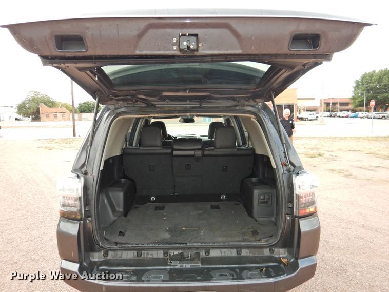 image for item HO9965 2016 Toyota 4Runner  SUV