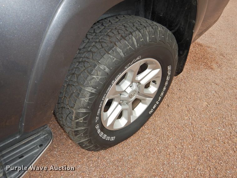 image for item HO9965 2016 Toyota 4Runner  SUV