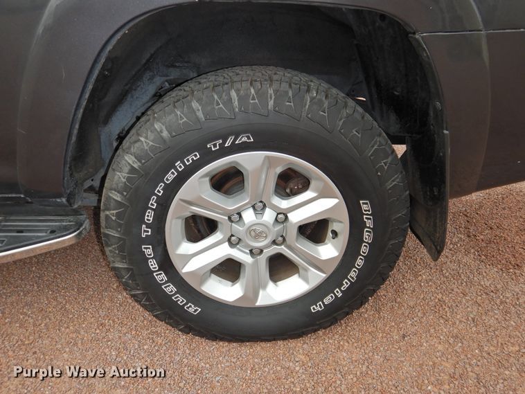 image for item HO9965 2016 Toyota 4Runner  SUV