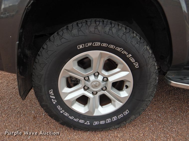 image for item HO9965 2016 Toyota 4Runner  SUV