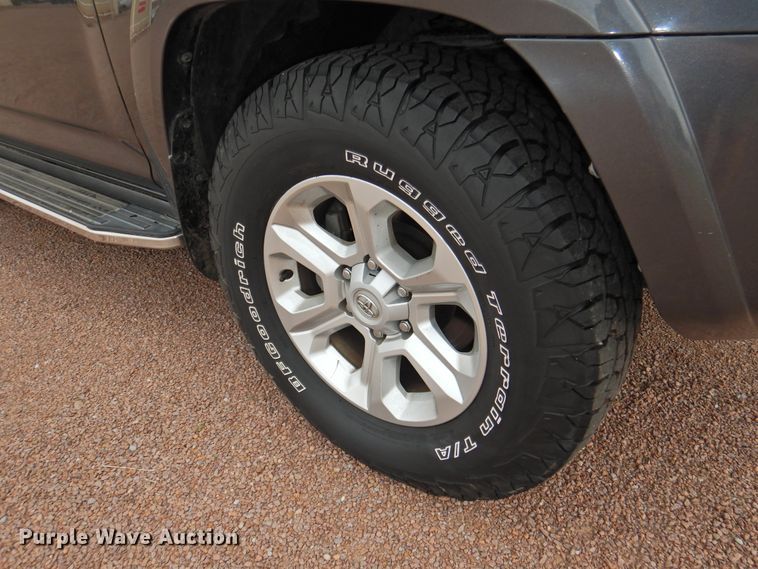 image for item HO9965 2016 Toyota 4Runner  SUV