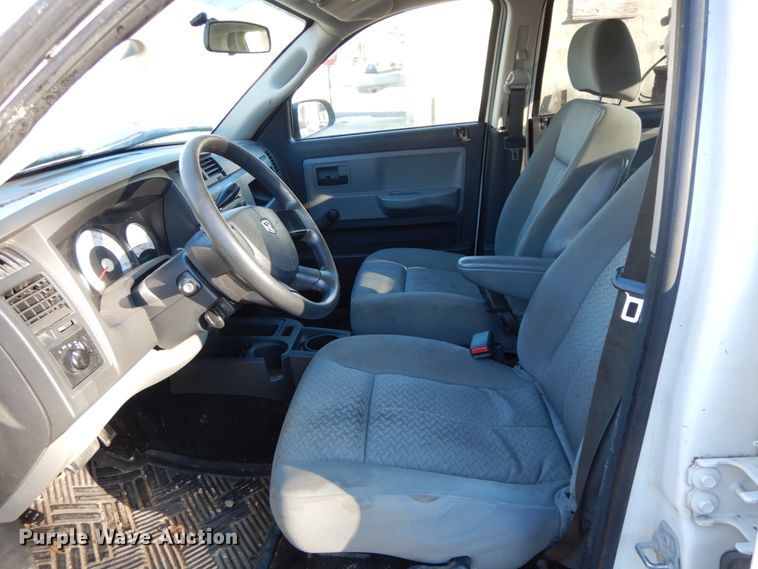 image for item HP9109 2009 Dodge Dakota  Crew Cab pickup truck