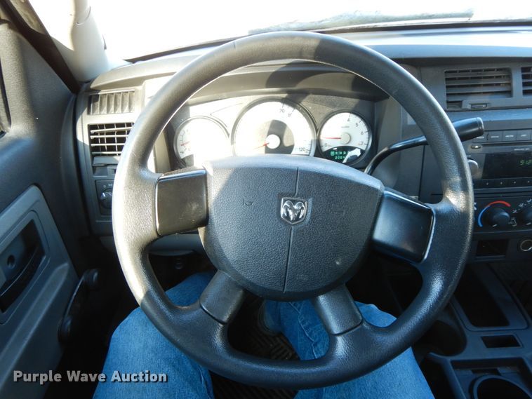 image for item HP9109 2009 Dodge Dakota  Crew Cab pickup truck