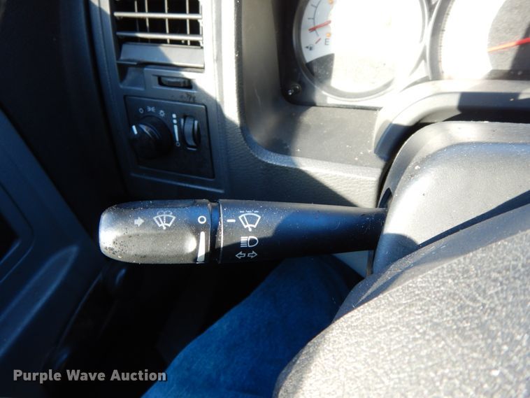 image for item HP9109 2009 Dodge Dakota  Crew Cab pickup truck