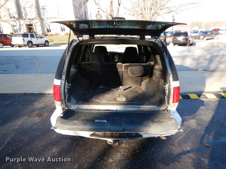 image for item HP9111 2002 Chevrolet Blazer LS  SUV