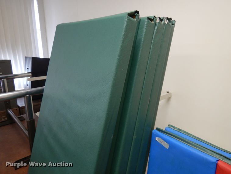 image for item HU9925 Wall mats