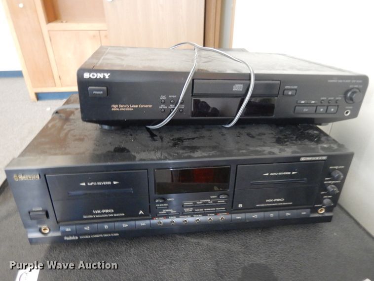 image for item HU9928 Sound system