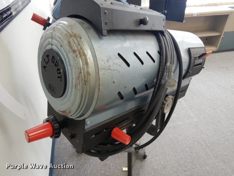 image for item HU9929 (2) Alt Sport stage lights