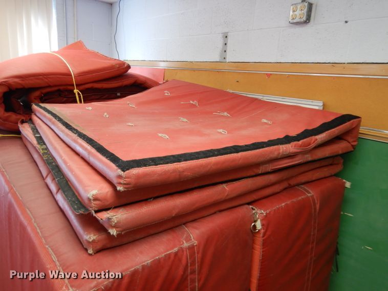 image for item HU9933 Sporting goods