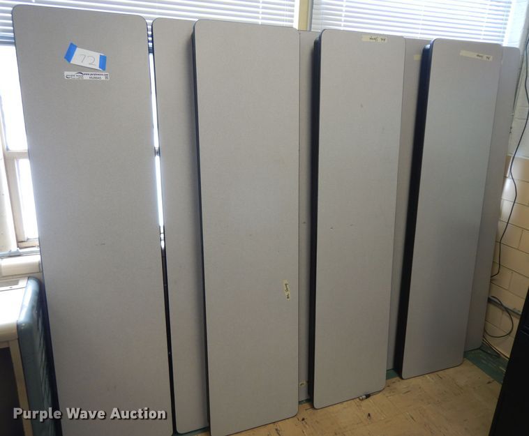 image for item HU9945 (8) folding tables