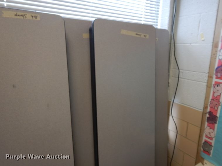 image for item HU9945 (8) folding tables