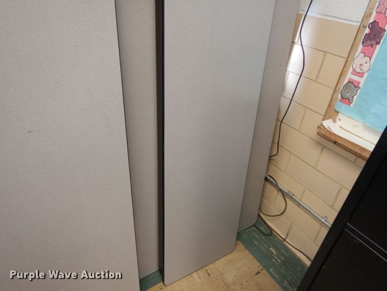 image for item HU9945 (8) folding tables