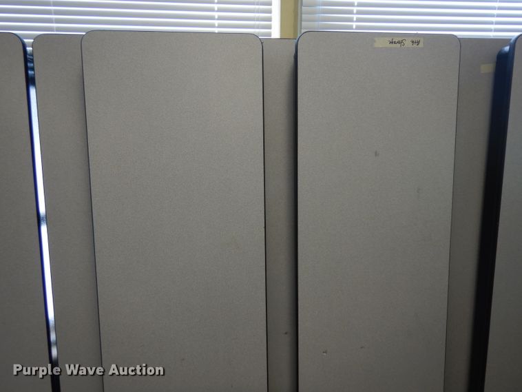 image for item HU9945 (8) folding tables