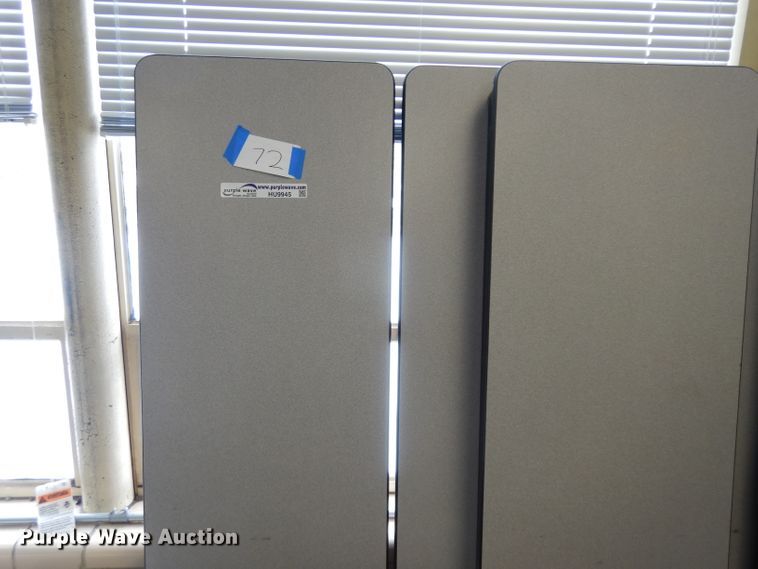 image for item HU9945 (8) folding tables