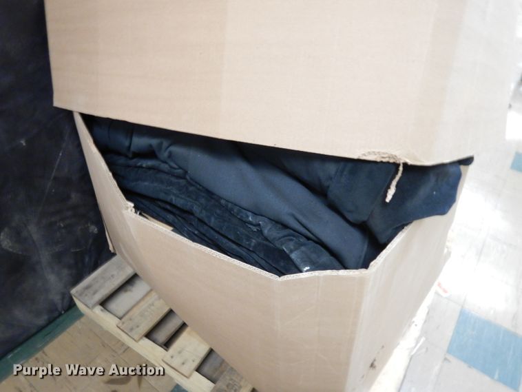 image for item HU9954 Stage curtains