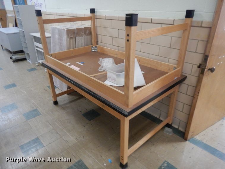 image for item HU9957 Furniture