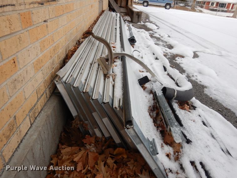 image for item HU9965 Overhead door