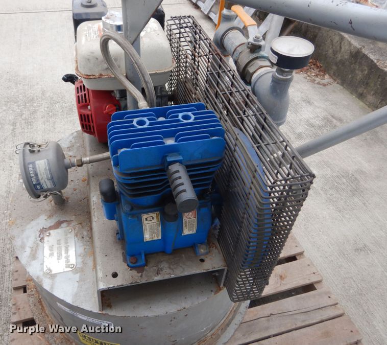 image for item HV9559 Big Sidewalk sucker